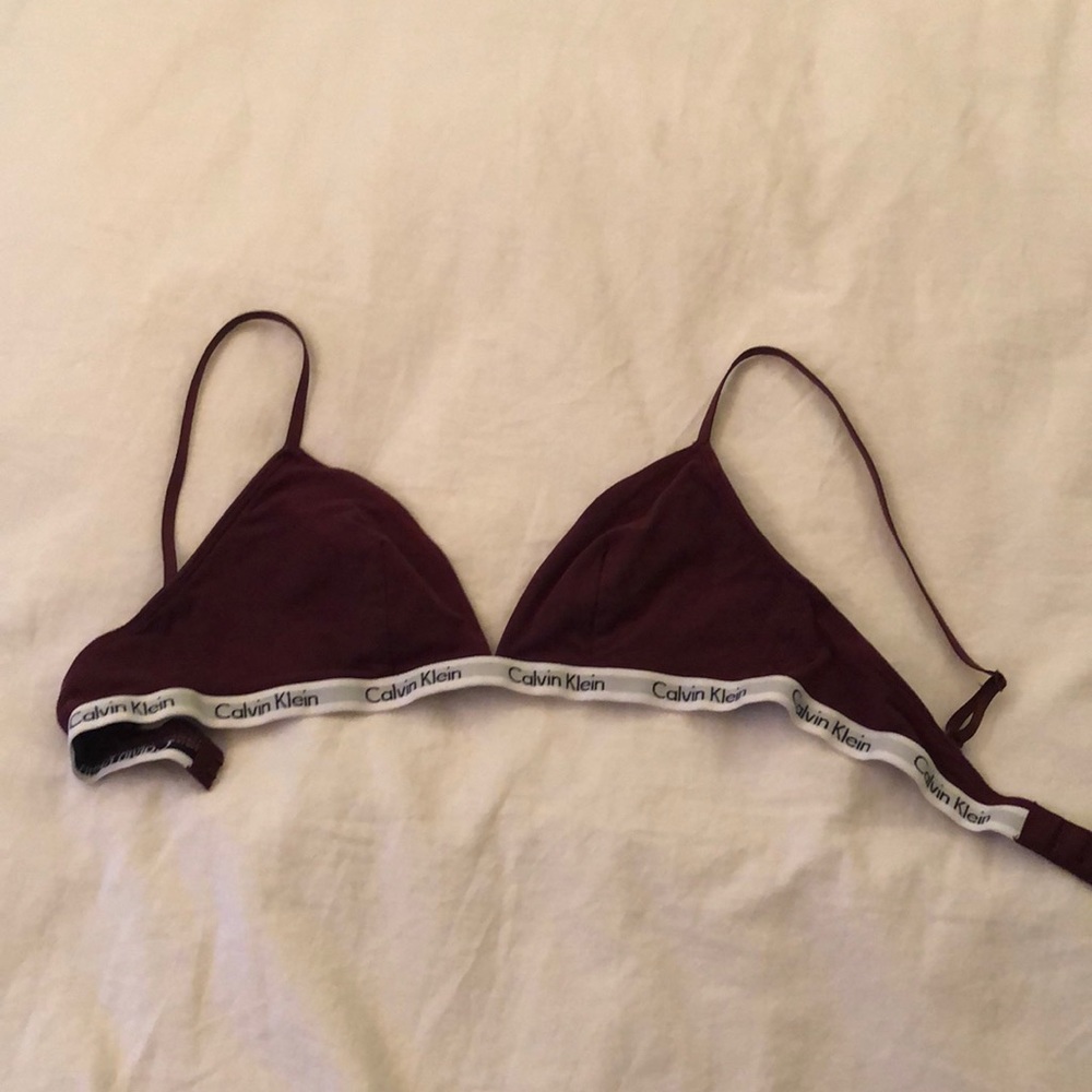 NWOT Calvin Klein Triangle Cup Bralette